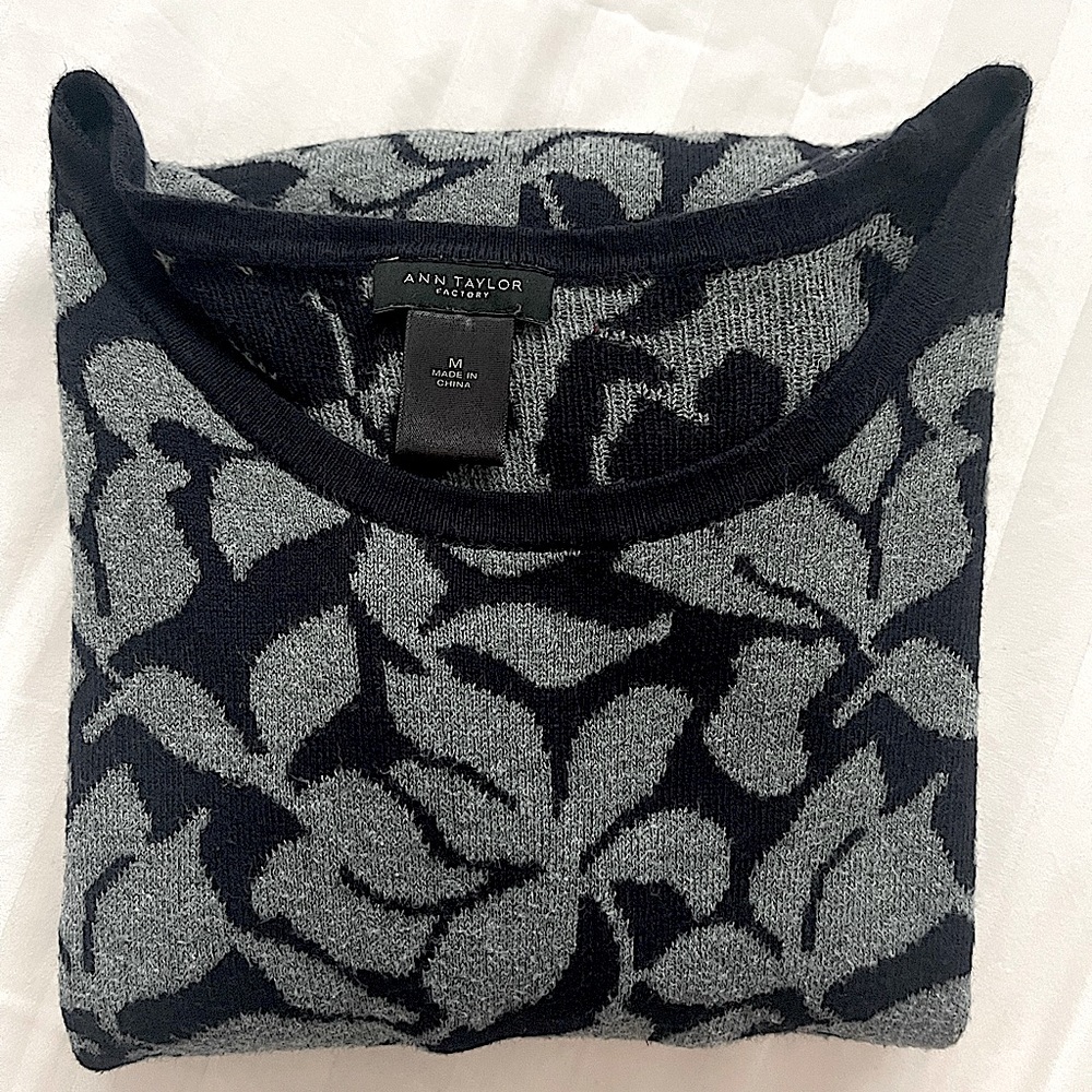 Ann Taylor Black and Gray Sweater